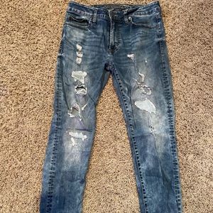 American Eagle Light Wash Jeans